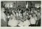 Jozef Chalmet verwelkomt een Gentse delegatie in de gebouwen van het ‘jeugdterrein’ op de internationale dag van de coöperatie op 5 juli 1959. (collectie Amsab-ISG)